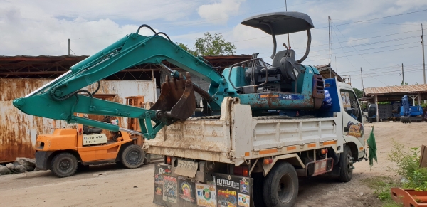 ขายด่วนรถแบคโฮคูโบต้าK35คอลโทลสั้นน้ำมันปั้มนี้วติดลายหัวกะแทกดีเทียบเท่าPC35รถนอกสถาพดีพร้อมใช้เพิ่งนำเข้ามายังไม่เคยใช้งานในไทยเลย