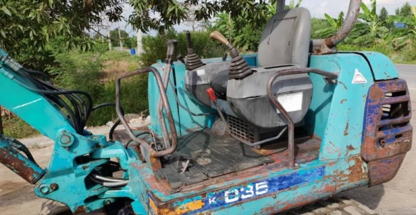 ขายด่วนรถแบคโฮคูโบต้าK35คอลโทลสั้นน้ำมันปั้มนี้วติดลายหัวกะแทกดีเทียบเท่าPC35รถนอกสถาพดีพร้อมใช้เพิ่งนำเข้ามายังไม่เคยใช้งานในไทยเลย