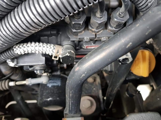 รถขุดKOBELCO SK30UR-2 เก่านอกไม่เคยใช้งานในไทยสภาพดีพร้อมใช้งาน เครื่องเดิมมากๆ สนใจติดต่อ081-8416818 #KPGแทรคเตอร์083-4355829 ราคา365,000บาท ติดต่อสอบถามได้ที่  กดไปที่ลิ้งค์้เพื่อสอบถาม Line: https://line.me/R/ti/p/\%40zbk0541k