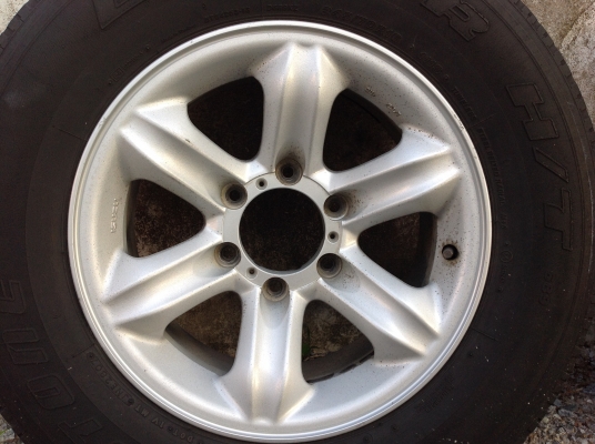 ล้อเล็บเหยี่ยว ขอบ16  ล้ออะไหล่ติดรถอีซูซุ ลายเล็บเหยี่ยว