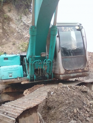 ขายรถแบคโฮ KOBELCO SK200-6 YN09 ราคา 980000 ขายรถแบคโฮ KOBELCO SK200-6 YN09 ราคา 980000
