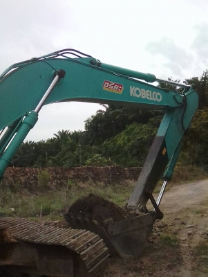 ขายรถแบคโฮ KOBELCO SK200-6 YN09 ราคา 980000 ขายรถแบคโฮ KOBELCO SK200-6 YN09 ราคา 980000