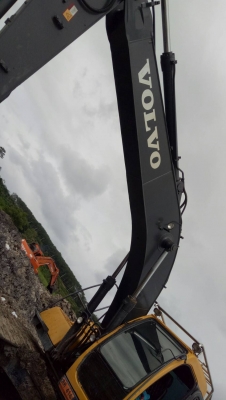 มี VDO ให้ชม.รถแบคโฮ VOLVO EC210LC ราคา 750000