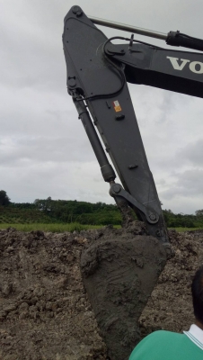 มี VDO ให้ชม.รถแบคโฮ VOLVO EC210LC ราคา 750000