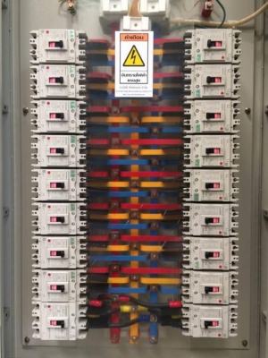 ขายตู้ Mccb Main breaker Mitsubishi 250A NF250-CV breaker ย่อย 18 ตัว Pipat 098-2641749 ขายตู้ Mccb Main breaker Mitsubishi 250A NF250-CV breaker ย่อย 18 ตัว Pipat 098-2641749