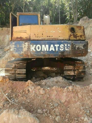 ขายรถแบคโฮ KOMATSU PC100-3 ราคา 250000