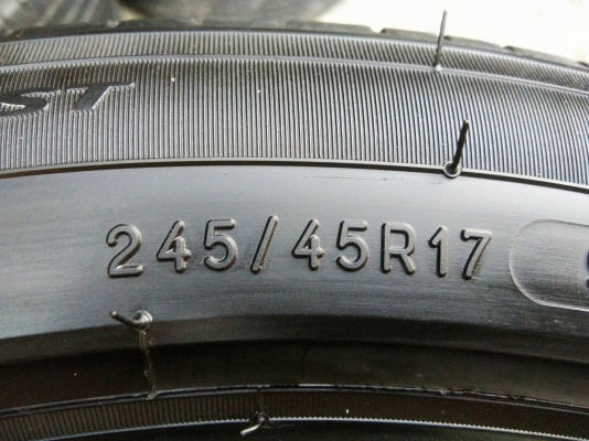 ขายยาง 245/45R17 มิชลิน ไพมาซี่ 3ST ปี17 ดอกยางสวยสดหนานิ่มเท่ากันไม่ร้าวไม่กินข้าง ชุดละ 6500 บาท พ ขายยาง 245/45R17 มิชลิน ไพมาซี่ 3ST ปี17 ดอกยางสวยสดหนานิ่มเท่ากันไม่ร้าวไม่กินข้าง ชุดละ 6500 บาท พ