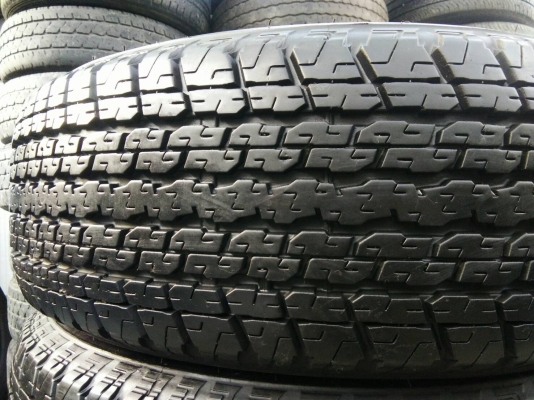 ขายยาง 255/65R17 บริดจสโตน ปี17 ดอกยางหนานิ่มสวยสดไม่ร้าวไม่กินข้างไม่ปะ ชุดละ 6500 บาท พร้อมใส่ ถ่ว ขายยาง 255/65R17 บริดจสโตน ปี17 ดอกยางหนานิ่มสวยสดไม่ร้าวไม่กินข้างไม่ปะ ชุดละ 6500 บาท พร้อมใส่ ถ่ว