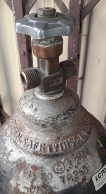 ถังลม สภาพดี พร้อมใช้ ถังลม สภาพดี พร้อมใช้