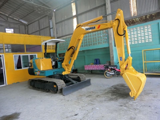 ขายรถขุด YANMAR B50-2(#คอนโทนสั้นปั้มนิ้ว) ระบบไว เครื่องปั้มดี พร้อมทำสี เก่านอกแท้มีเอกสาร  สนติดต่อ โทร:096-5411713 หรือ 092-5768909