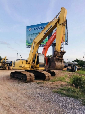 ขายรถแบคโฮ KOMATSU PC200-7 ไมล์ 12000 ชม.เอกสารชุดจดทะเบียน ซีเรียล 80129 ราคา 1650000