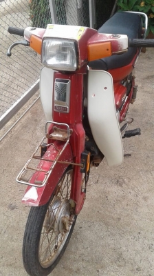 ขาย ยามาฮ่าเมท 80 เล่มทะเบียนไม่โอนเครื่องดีสีเดิมโรงงานไฟติดทุกดวงแตรดังสภาพเดิมแห้งๆ ขาย ยามาฮ่าเมท 80 เล่มทะเบียนไม่โอนเครื่องดีสีเดิมโรงงานไฟติดทุกดวงแตรดังสภาพเดิมแห้งๆ