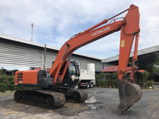 ขายด่วน!! HITACHI ZX200-5G  สภาพนางฟ้า