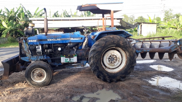 ขายรถไถฟอด 6600 เสื้อลาย เต็ม พร้อมใช้งาน เอกสารเล่มทะเบียนพร้อมโอน 285000 ต่อรอง 0928621172 ขายรถไถฟอด 6600 เสื้อลาย เต็ม พร้อมใช้งาน เอกสารเล่มทะเบียนพร้อมโอน 285000 ต่อรอง 0928621172