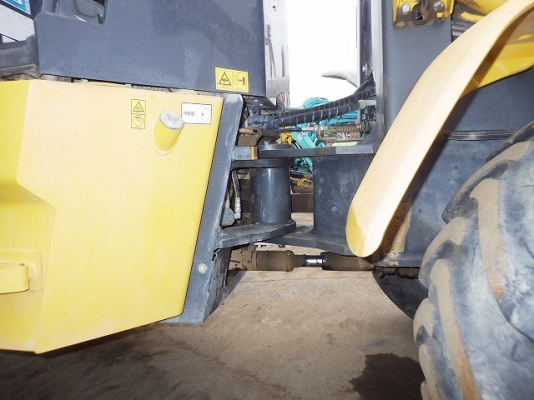 ขายรถตัก ยี่ห้อKomatsu รุ่น WA40-6