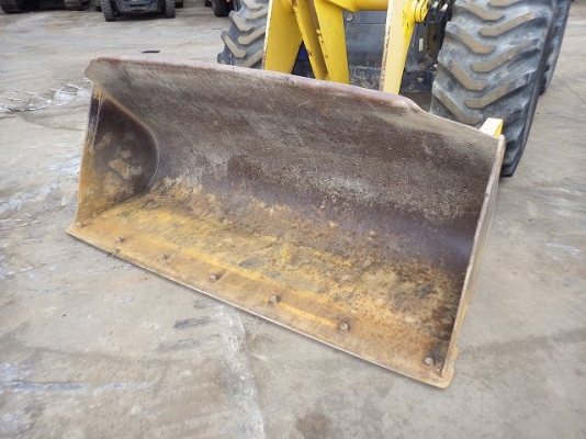 ขายรถตัก ยี่ห้อKomatsu รุ่น WA40-6