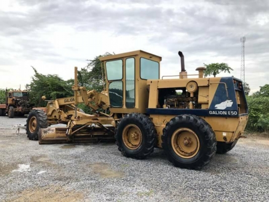 ขาย 850,000 รถเกรด GALION 850B ทำงาน 13,xxx ชม. สภาพสวยกิปพร้อมใช้ เครื่องดี เกียร์แรง (เปลี่ยน ใบมีด 14 ฟุต) ระบบไฮโดลิกพร้อม. เอกสารเล่มทะเบียน รถอยู่  นครปฐม 090-772-3710 090-772-3708