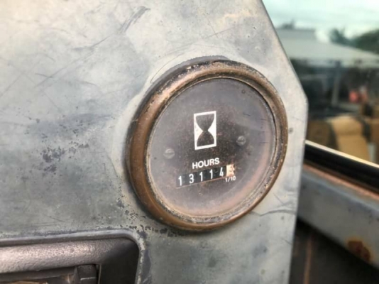 ขาย 850,000 รถเกรด GALION 850B ทำงาน 13,xxx ชม. สภาพสวยกิปพร้อมใช้ เครื่องดี เกียร์แรง (เปลี่ยน ใบมีด 14 ฟุต) ระบบไฮโดลิกพร้อม. เอกสารเล่มทะเบียน รถอยู่  นครปฐม 090-772-3710 090-772-3708