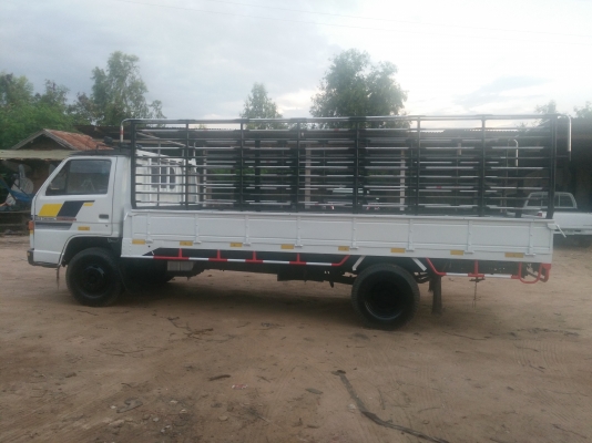 ISUZU NPR 115 แรง รคเดิม เครื่องดี ครัชชีสวย สนใจติดต่อสอบถามมาได้