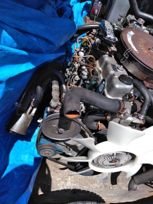 เครื่องยนต์พร้อมเกียร์ 4wd นิสสัน sd23