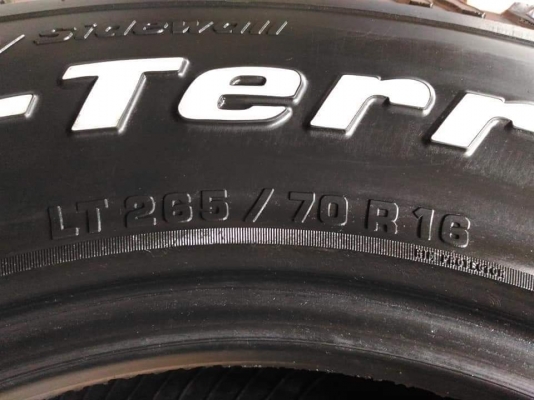 ยาง\% คัดสภาพ BF Goodrich All -Terrain T/A ko 8PR 265 70 16 ผลิตปี 13 ยางสวย ขายถูก 4 เส้น 11900.- *
