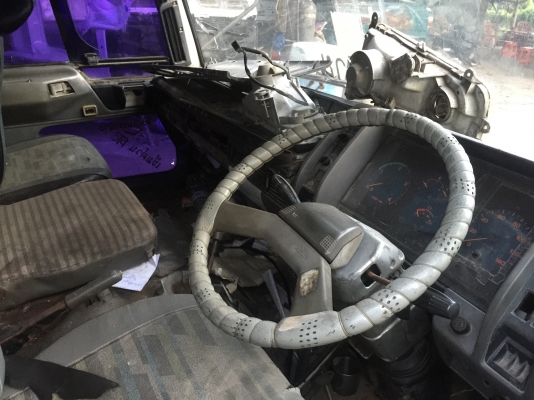 ขาย หัวสิบล้อ HINO. สิงไฮเทค. ไม่ผุ มีคันเกียร์ เบรคทิฟฟี่ พร้อมใช้