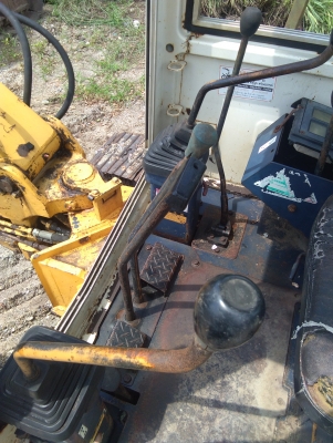 ด่วนขายลดราคาพร้อมใช้ครับแบคโฮ pc 40 รุ่น 6 komatsu