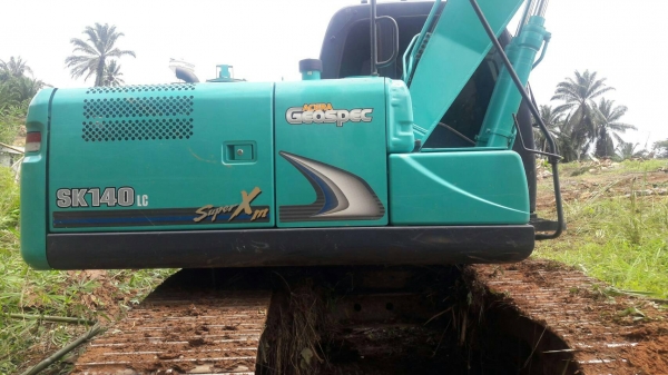 ขายรถแบคโฮ KOBELCO SK140-8 SUPER XM ไมล์ 4035 ชม.ราคา 2100000