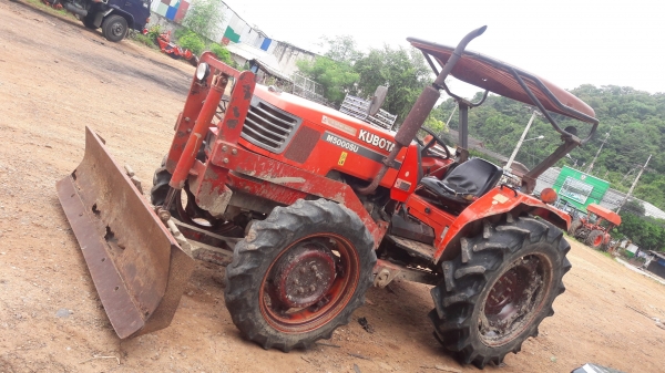 ขายรถแทรกเตอร์มือสอง ขายรถแทรกเตอร์มือสอง