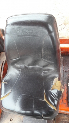 ขายรถแทรกเตอร์มือสอง ขายรถแทรกเตอร์มือสอง