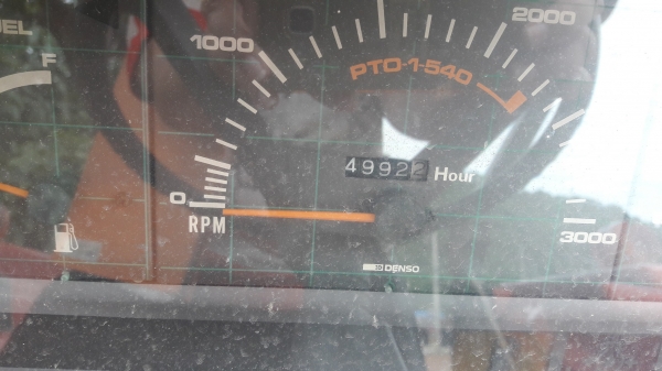 ขายรถแทรกเตอร์มือสอง ขายรถแทรกเตอร์มือสอง