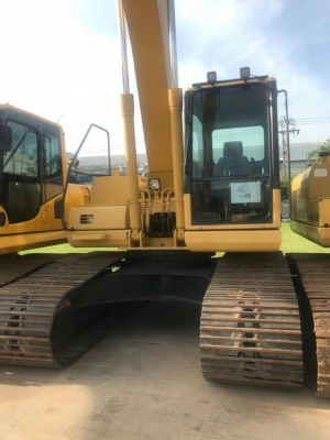 ขายรถแบคโฮบูมยาว KOMATSU PC200-7 SLF ไมล์ 13000 ชม.S/N 79965 ปี 2011 ราคา 2100000
