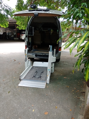 บริการ รถตู้ให้เช่า