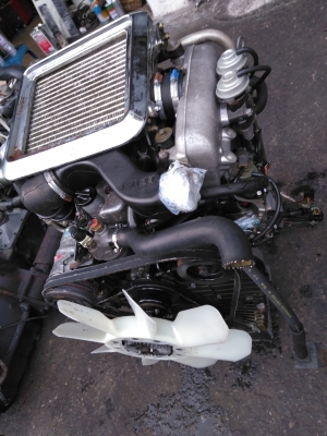 เครื่องยนต์อีซูซุ ทูปเปอร์ 4jg2