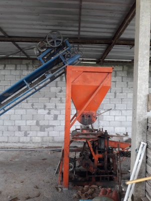 เครื่องอัดบล๊อคแบบ 2 ก้อน แบบคันโยกรุ่นยอดนิยม ครบชุดพร้อมใช้งานได้เลย