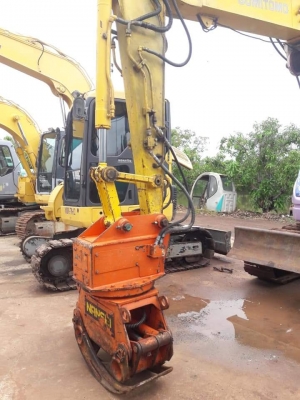 มาใหม่จ้า..SUMITOMO  SH75  เก่านอกแท้...พร้อมปากคีบ..หมุนได้..360  รถสวย..สภาพดี  โทร 089-3818694  จ๊อย..