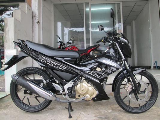 (โอนฟรี) ขาย Suzukl Raider 150 ปี 2017 ไมล์แท้ 3612 กม รถสวยสภาพเดิมๆ