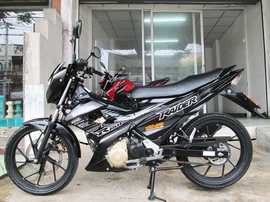 (โอนฟรี) ขาย Suzukl Raider 150 ปี 2017 ไมล์แท้ 3612 กม รถสวยสภาพเดิมๆ