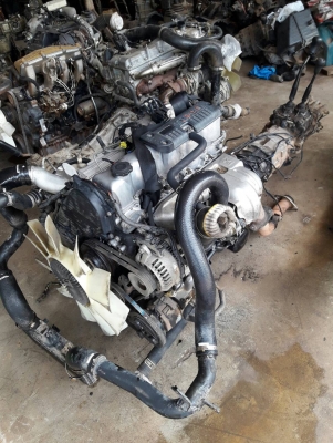 ขายเครื่อง FORD เทอร์โบ พร้อมเกียร์โฟร์ มีเอกสาร