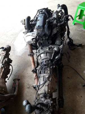 ขายเครื่อง FORD เทอร์โบ พร้อมเกียร์โฟร์ มีเอกสาร