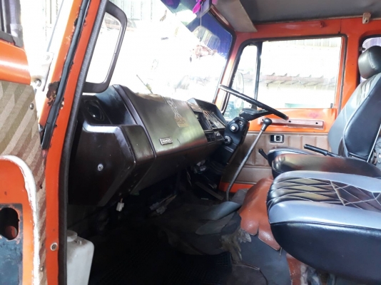 ขาย HINO 6 ล้อ (ตู้ผ้าใบ) เครื่อง 170 แรง ยาว 6.2 เบรคจิ๊ฟฟี่ พวงมาลัยเพาเวอร์ ยางใหม่7 เส้น เครื่องดี ชัชซีสวย ราคา 290,000 บาท ศุภากร 081-1903107,089-5367218