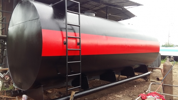 ขายค่ะถังน้ำมัน 20000 ลิตรมือสองแบบมีห้องกั้น 3 ห้องหนา 6 มิล สภาพสวยพร้อมใช้ค่ะ