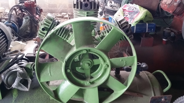 หัวปั้มลม Swan 10 แรง ราคเบาๆ หัวปั้มลม Swan 10 แรง ราคเบาๆ