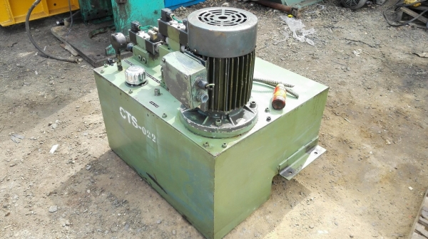 ชุดพาวเวอร์ยูนิต ขนาด 4 HP 380V ถังจุ 80 L