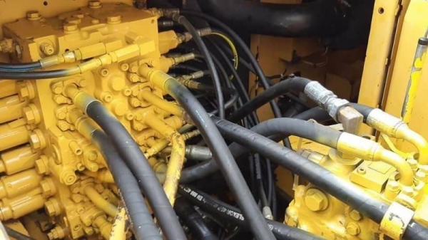 ขาย 980,000 KOMATSU pc 200-7 รถมือเดียวป้ายแดง สีเดิมทั้งคัน เครื่องดี ปั๊มแรง เอวแน่น ไฟฟ้าครบ รถสวยสภาพพร้อมใช้ เอกสารเล่มทะเบียน รถอยู่ นครปฐม 090-772-3710 ขาย 980,000 KOMATSU pc 200-7 รถมือเดียวป้ายแดง สีเดิมทั้งคัน เครื่องดี ปั๊มแรง เอวแน่น ไฟฟ้าครบ รถสวยสภาพพร้อมใช้ เอกสารเล่มทะเบียน รถอยู่ นครปฐม 090-772-3710