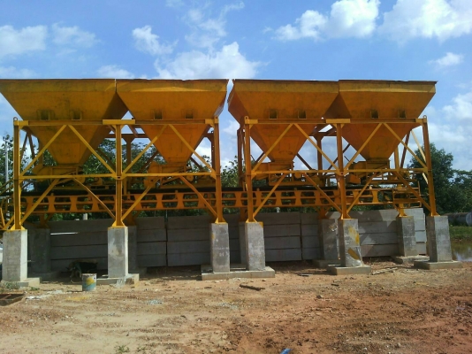 ขายเหมาแท่นยาง พร้อมรถ5คัน