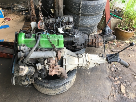 เครื่องยนต์นิสสันLD20เทอร์โบพร้อมเกียร์