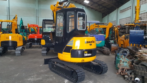 ขาย รถขุด KOMATSU รุ่น PC28UU-2E มือสองญี่ปุ่น แทรกเหล็ก สลัก บูทเอวแน่น 100\% หัวเก๋ง คอนโทรลสั้น ทำงานไว สวยพร้อมใช้งาน มือถือ 0818753444  สอบถามเพิ่มเติมได้ที่ http://line.me/ti/p/mFkzr50JV