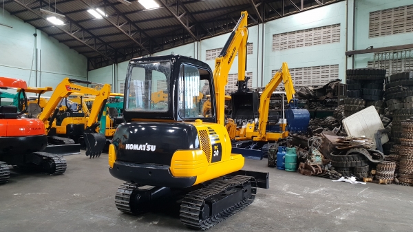 ขาย รถขุด KOMATSUรุ่น PC30-7-มือสองญี่ปุ่น แทรกเหล็ก สลัก บูทเอวแน่น 100\% ปั้มนิ้ว คอนโทรลสั้น ทำงานไว หัวเก๋ง สวยพร้อมใช้งาน มือถือ 0818753444  สอบถามเพิ่มเติมได้ที่ http://line.me/ti/p/mFkzr50JV