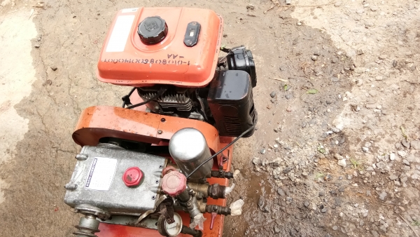 ขายปั้มฉีดยาพร้อมเครื่องปั้ม1นิ้วเครื่องมิตซู5แรงเก่ายี่ปุ่น.พร้อมใช้.ครับ